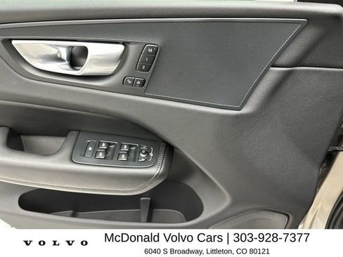 Certified 2025 Volvo XC60 B5 Core AWD/4WD image 13