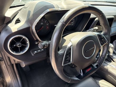 Used 2016 Chevrolet Camaro SS RWD image 17