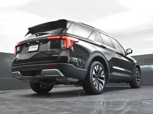 Used 2025 Ford Explorer Platinum w/ LUX Leather Package AWD/4WD image 39