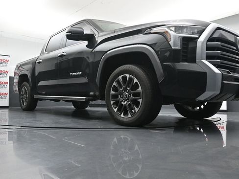 Used 2023 Toyota Tundra Limited AWD/4WD image 37