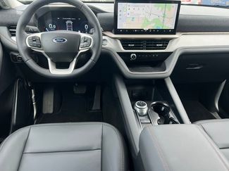 New 2026 Ford Explorer Active w/ Active Comfort Package AWD/4WD video 2