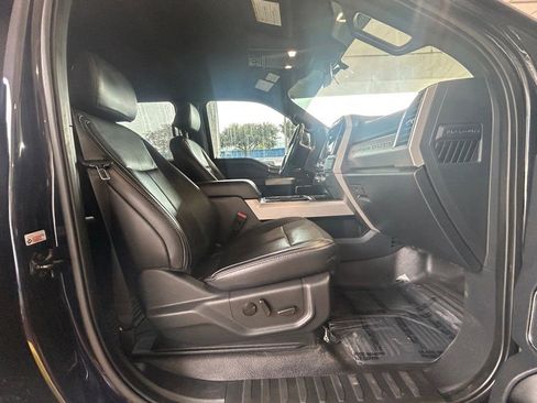 Used 2022 Ford F250 Lariat w/ Lariat Ultimate Package image 25