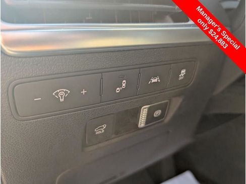 Used 2021 Hyundai Palisade Calligraphy image 17