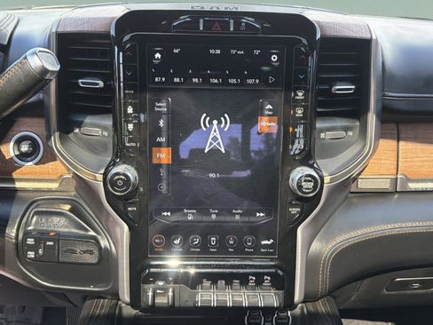 Used 2019 RAM 2500 Limited AWD/4WD image 19