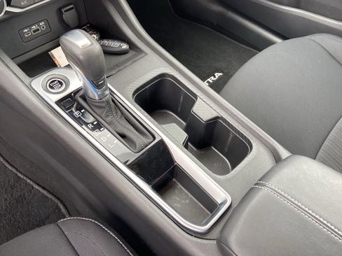 Used 2023 Nissan Sentra SV image 39