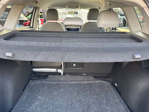 Used 2022 Volkswagen Taos SE image 15