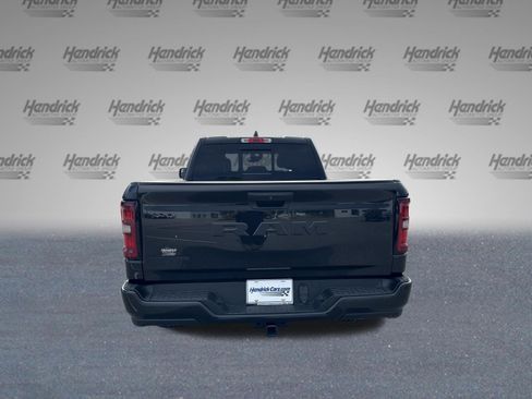 Used 2025 RAM 1500 Big Horn RWD image 8