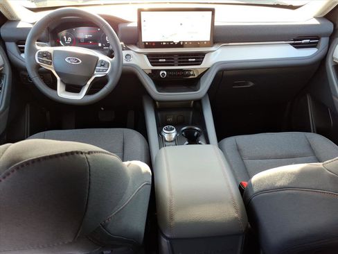New 2026 Ford Explorer Active AWD/4WD image 11