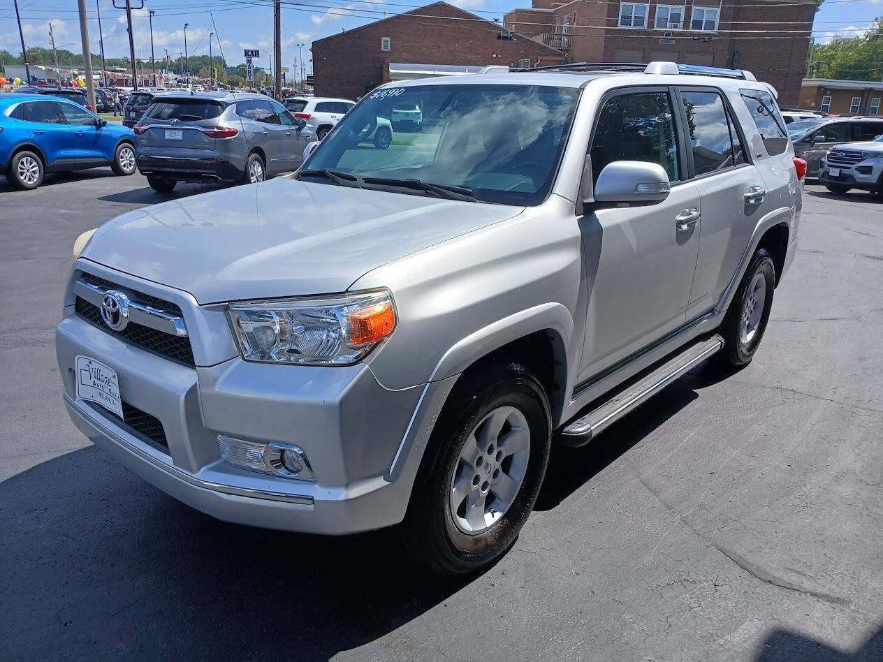 Used 2012 Toyota 4Runner SR5 w/ Premium Pkg AWD/4WD image 5