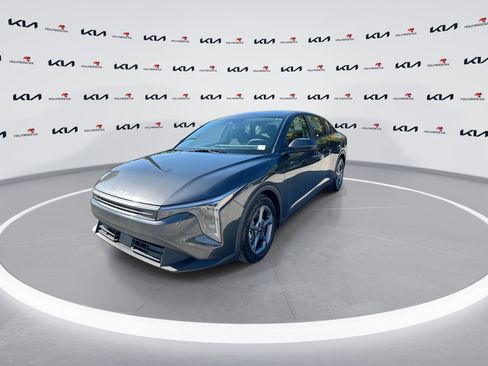 Certified 2025 Kia K4 FWD image 4