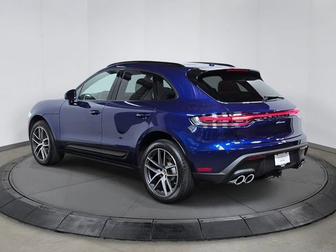Certified 2024 Porsche Macan w/ Premium Plus Package AWD/4WD image 3