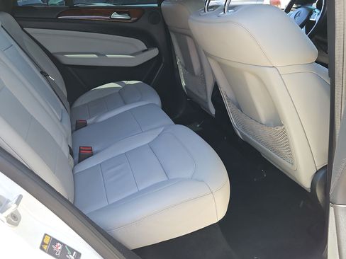 Used 2015 Mercedes-Benz ML 400 4MATIC image 26