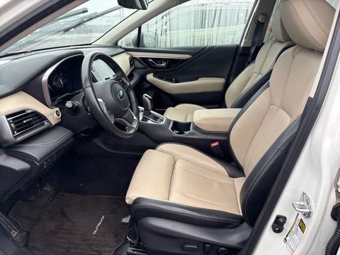 Used 2023 Subaru Outback Limited AWD/4WD image 5