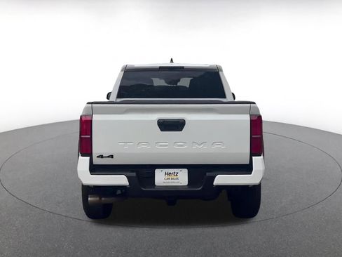 Used 2025 Toyota Tacoma TRD Off-Road image 14