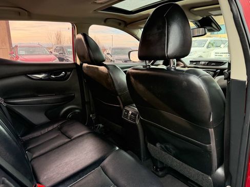 Used 2021 Nissan Rogue Sport SL w/ Premium Package image 23