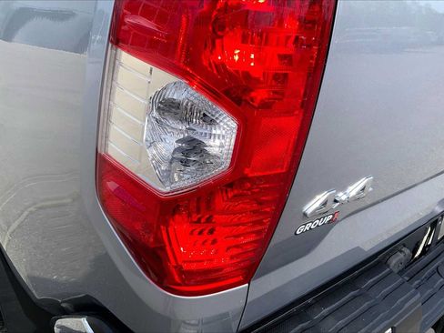 Used 2019 Toyota Tundra SR5 AWD/4WD image 27