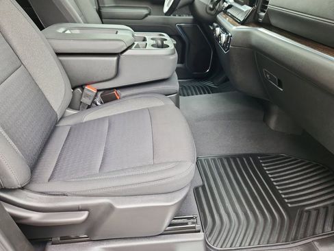 Used 2023 GMC Sierra 1500 Elevation image 14