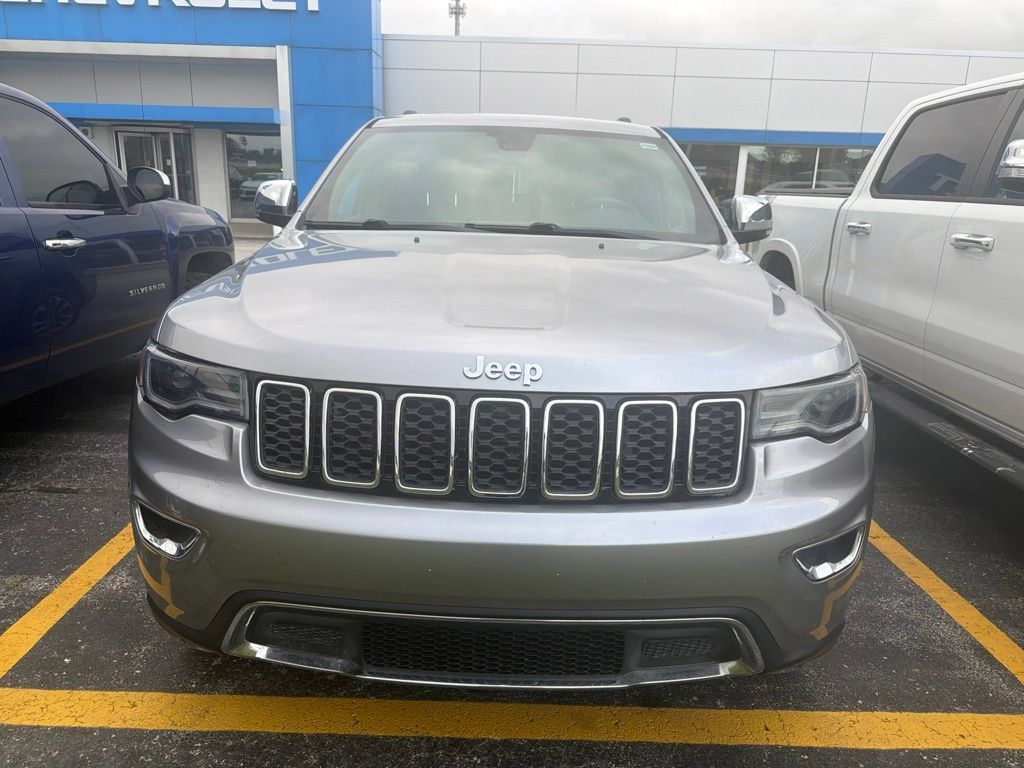 Used 2018 Jeep Grand Cherokee Limited w/ Luxury Group II AWD/4WD image 2