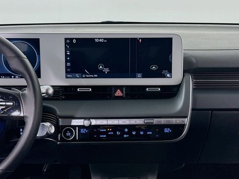 Used 2024 Hyundai Ioniq 5 SEL image 12