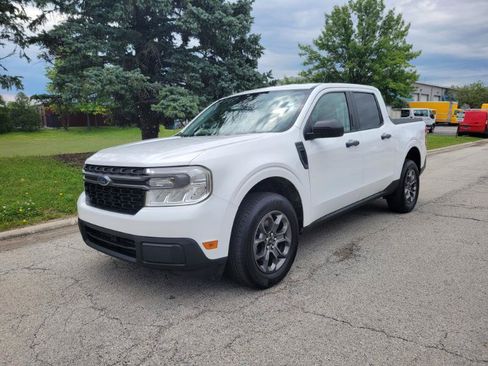 Used 2022 Ford Maverick XLT FWD image 3
