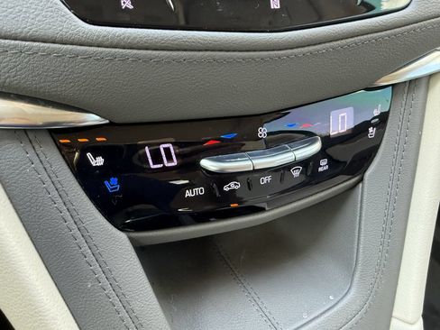 Used 2021 Cadillac XT5 Premium Luxury w/ LPO, Floor Liner Package FWD image 13