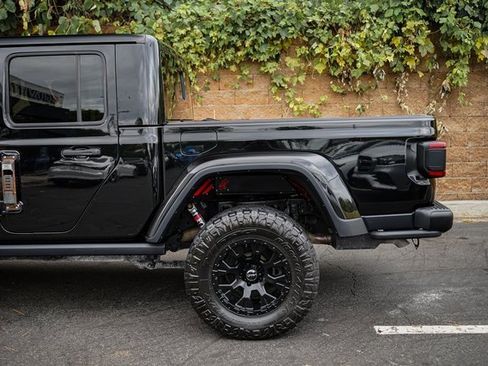 Used 2020 Jeep Gladiator Rubicon image 6
