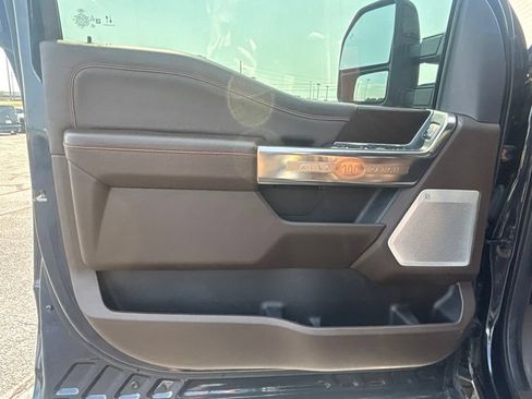 Used 2024 Ford F250 King Ranch AWD/4WD image 8
