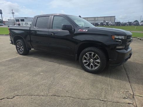 Used 2021 Chevrolet Silverado 1500 RST AWD/4WD image 16