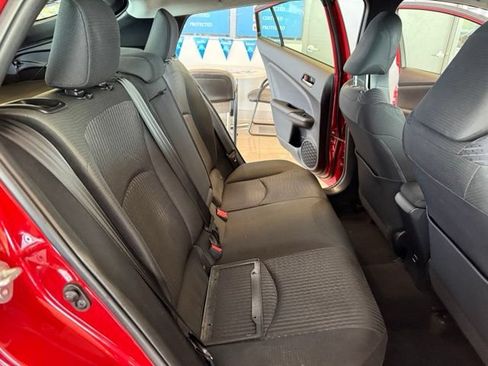 Used 2017 Toyota Prius Two FWD image 21