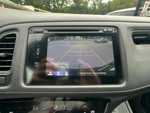 Used 2016 Honda HR-V EX image 17