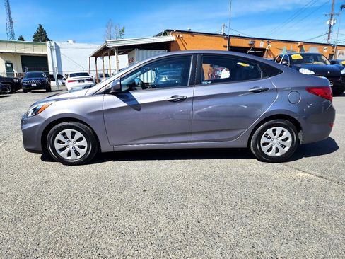 Used 2015 Hyundai Accent GLS image 8