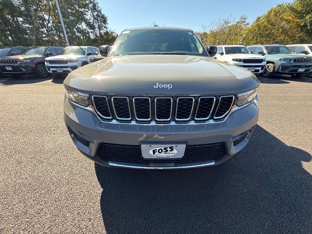 New 2027 Jeep Grand Cherokee Laredo X AWD/4WD image 8