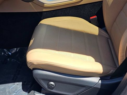 New 2026 Mercedes-Benz GLE 350 4MATIC image 17
