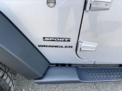 Used 2017 Jeep Wrangler Sport w/ Quick Order Package 24S image 7