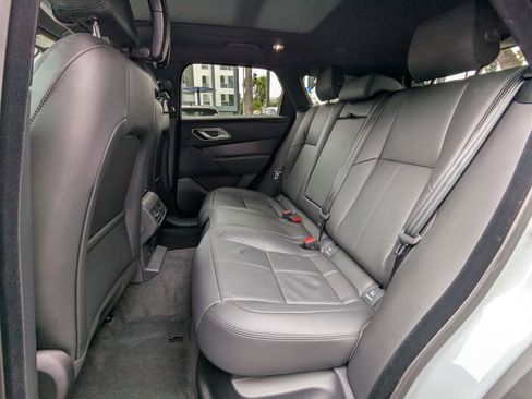 New 2026 Land Rover Range Rover Velar Dynamic SE image 16