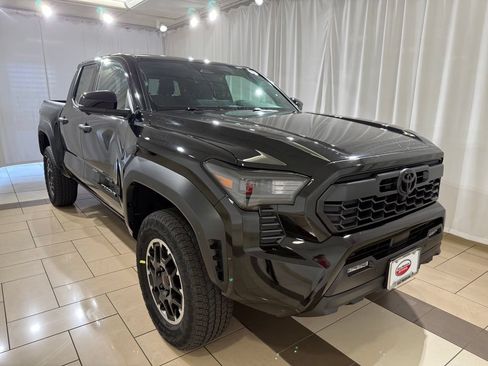 New 2026 Toyota Tacoma TRD Off-Road AWD/4WD image 7