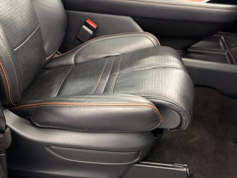 Certified 2024 Lincoln Navigator L Black Label AWD/4WD image 13