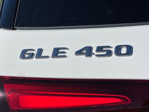 New 2026 Mercedes-Benz GLE 450 4MATIC image 12