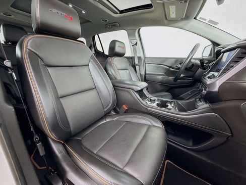 Used 2022 GMC Acadia AT4 image 36
