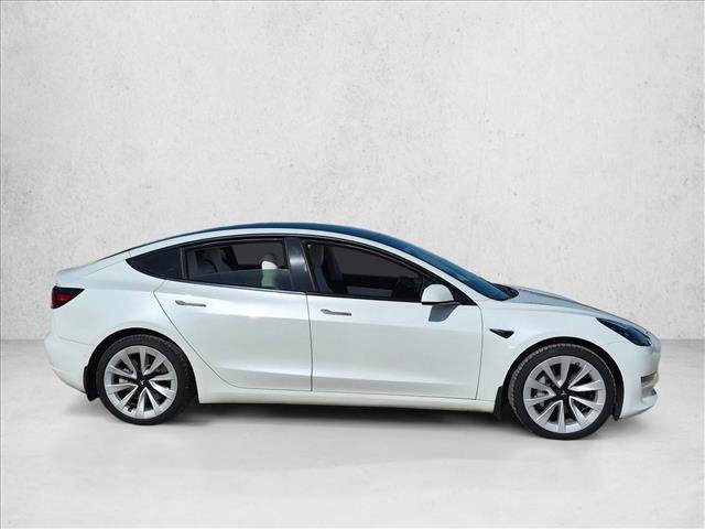 Used 2021 Tesla Model 3 Standard Range Plus RWD image 4