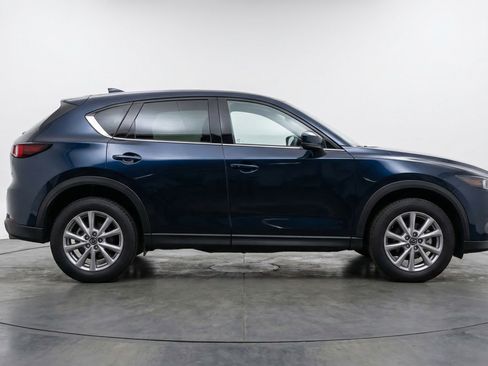 Used 2024 MAZDA CX-5 AWD 2.5 S w/ Select Package image 11