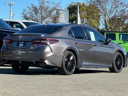 Used 2023 Toyota Camry XSE image 4