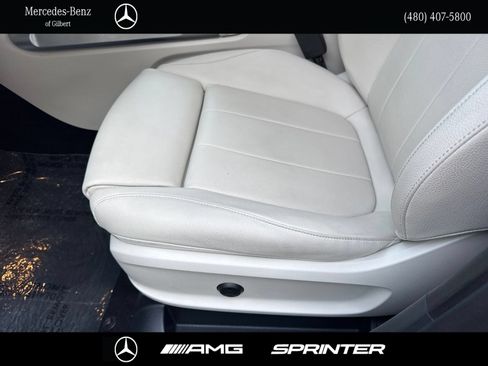 Certified 2026 Mercedes-Benz GLB 250 image 12