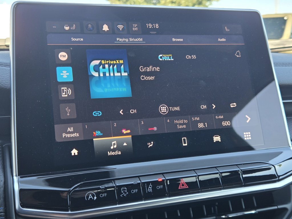 New 2026 Jeep Compass Latitude AWD/4WD image 13