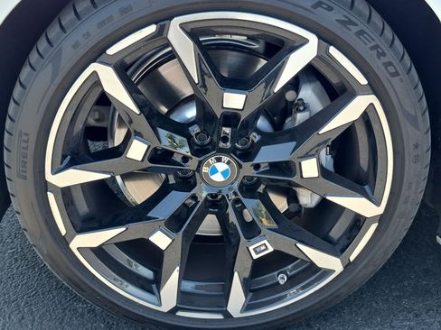 Used 2025 BMW 330i Sedan w/ M Sport Package RWD image 13