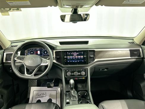 Used 2022 Volkswagen Atlas SE image 25