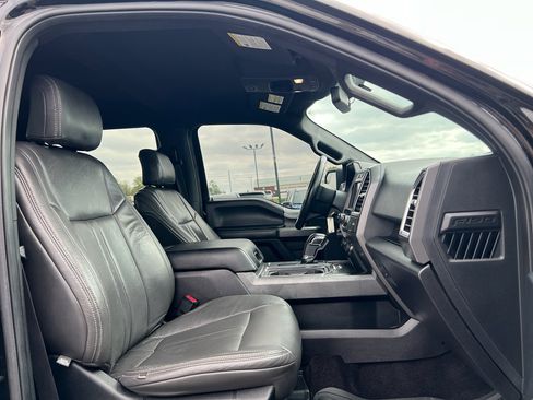 Used 2016 Ford F150 XLT w/ Equipment Group 302A Luxury AWD/4WD image 17