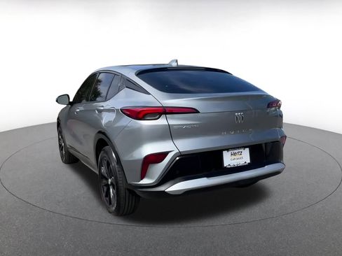 Used 2025 Buick Envista Sport Touring image 11