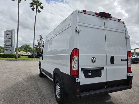 New 2026 RAM ProMaster 1500 w/ Convenience Group FWD image 5