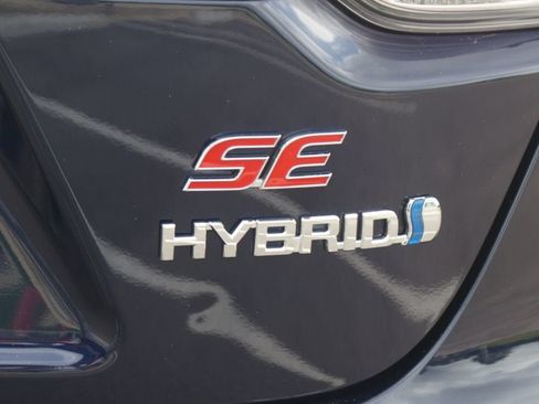 Used 2024 Toyota Corolla SE AWD/4WD image 19